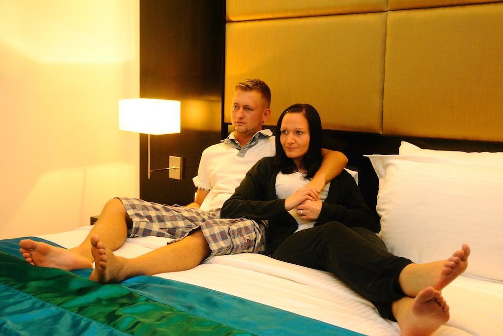Peacock Beach Hotel Hambantota Cameră foto